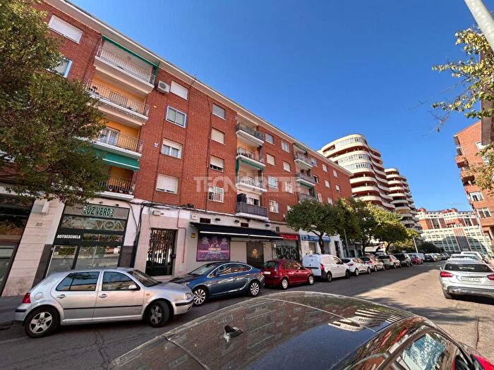 Piso en venta en Plan Sur Amistad, Guadalajara Capital de 3 habitaciones