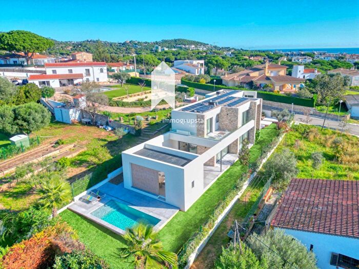 Casa en venta en Platja dAro, Fenals de 5 habitaciones