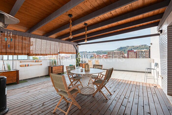 Casas en venta y pisos alquiler - 3