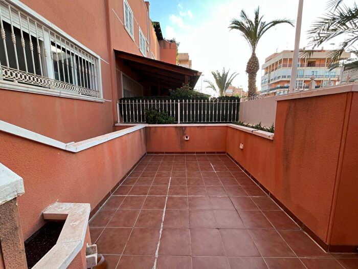 Casa en venta en Elche ciudad, El Travaló Martínez Valero de 4 habitaciones