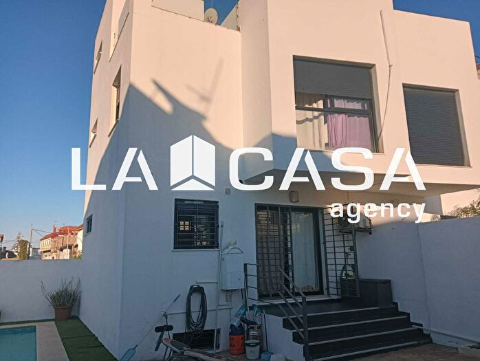 Casas en venta y pisos alquiler - 1