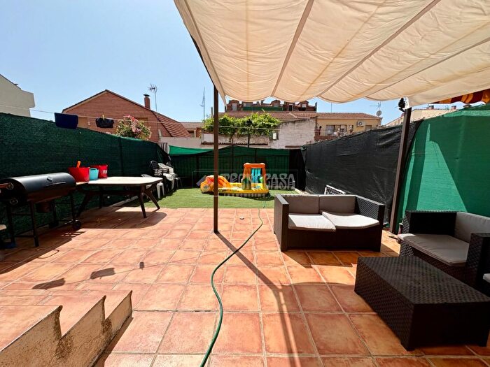 Casas en venta y pisos alquiler - 1
