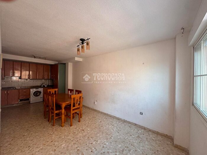 Piso en venta en Roquetas de Mar ciudad, Roquetas Pueblo de 2 habitaciones