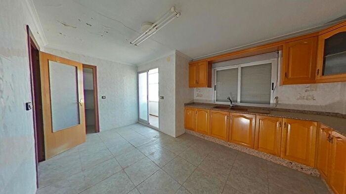 Casas en venta y pisos alquiler - 2