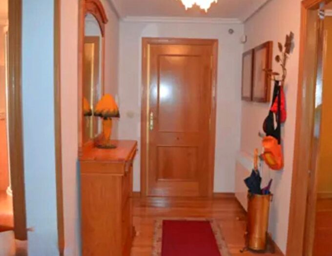 Casas en venta y pisos alquiler - 3