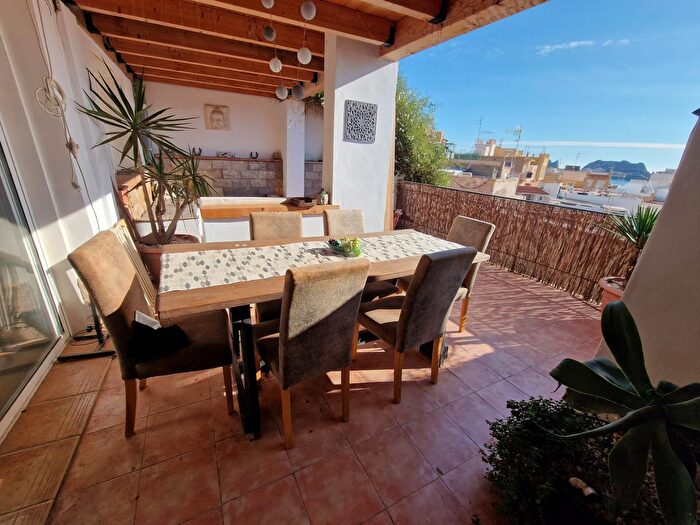 Casa en venta en Casco Antiguo, Águilas de 3 habitaciones