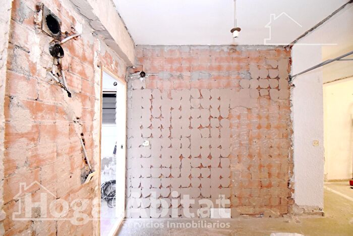 Casas en venta y pisos alquiler - 2