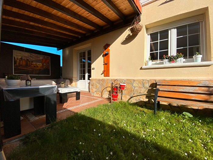 Casas en venta y pisos alquiler - 2