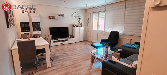 Piso en venta en Usera, Zofio de 4 habitaciones
