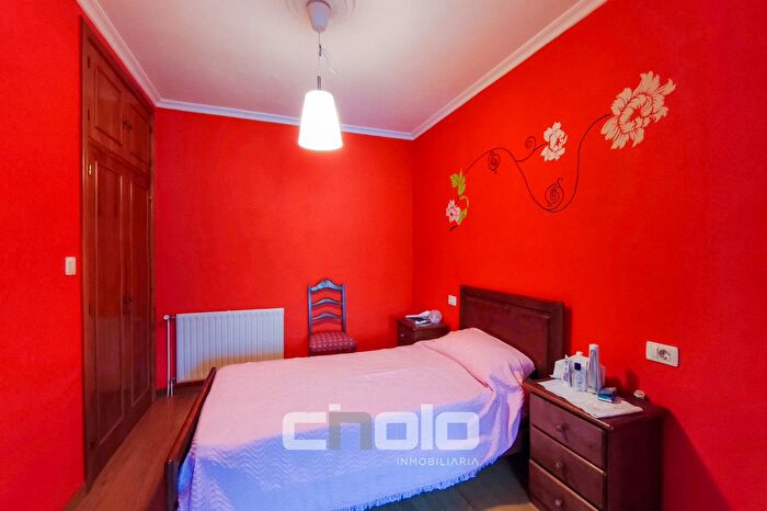 Casas en venta y pisos alquiler - 3