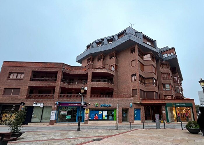 Casas en venta y pisos alquiler - 1