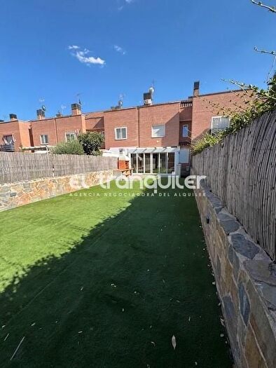 Casas en venta y pisos alquiler - 1