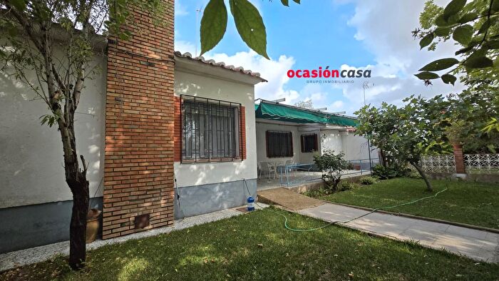 Casa en venta en Alcaracejos, Córdoba de 3 habitaciones