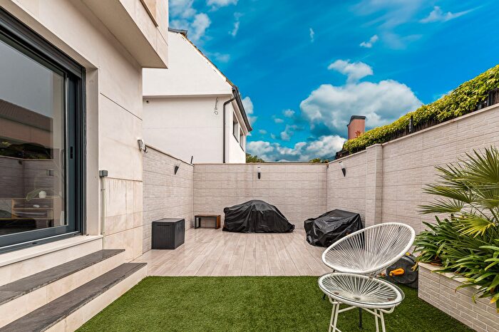 Casas en venta y pisos alquiler - 2