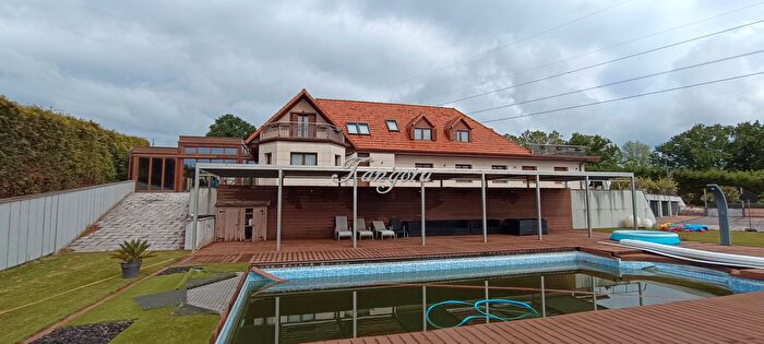 Casas en venta y pisos alquiler - 1