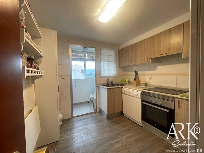 Casas en venta y pisos alquiler - 3