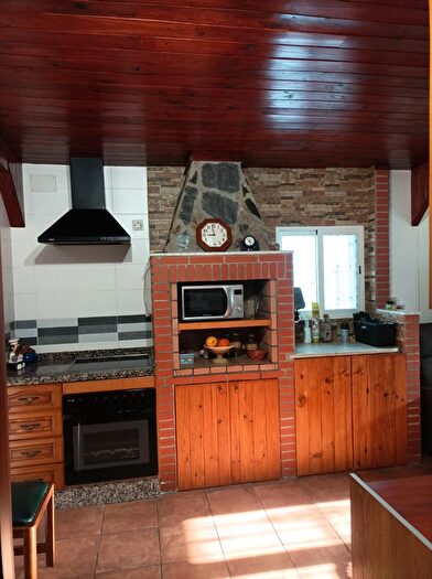 Casas en venta y pisos alquiler - 2