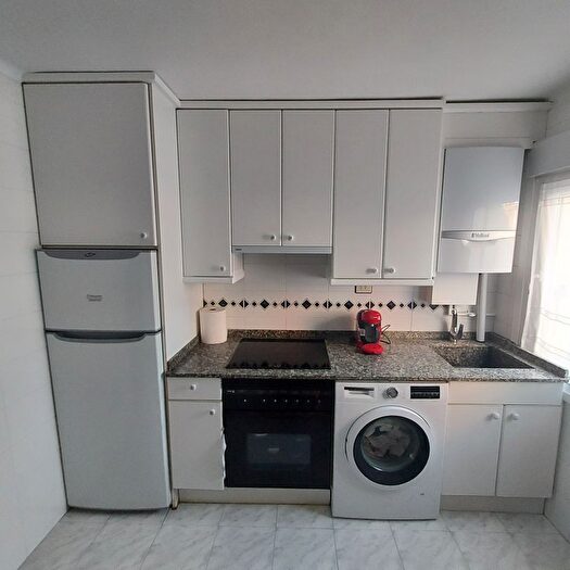 Casas en venta y pisos alquiler - 3