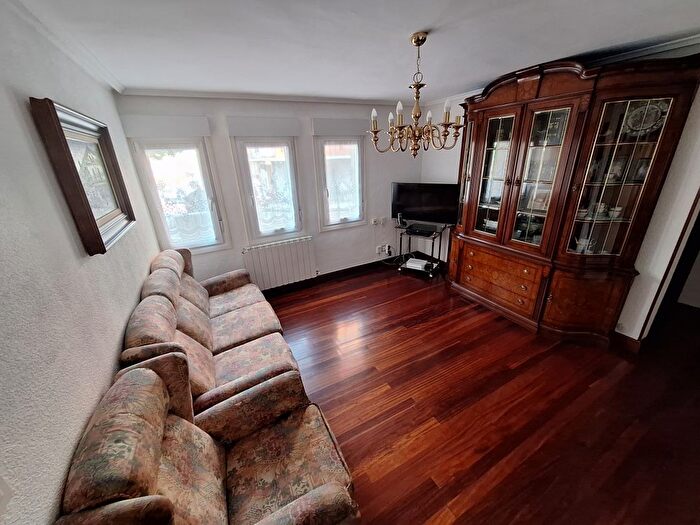 Casas en venta y pisos alquiler - 2