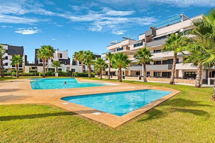 Piso en venta en Orihuela Costa, Playa Flamenca de 2 habitaciones
