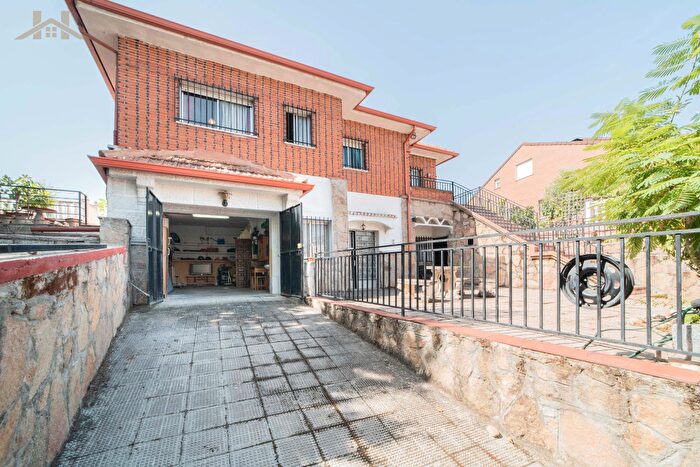 Casas en venta y pisos alquiler - 2