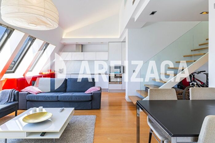 Casas en venta y pisos alquiler - 1