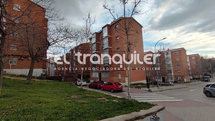 Piso en alquiler en Puente de Vallecas, Palomeras Sureste de 3 habitaciones