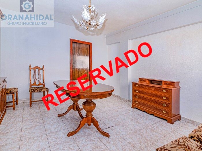 Casa en venta en Albolote, Granada de 4 habitaciones