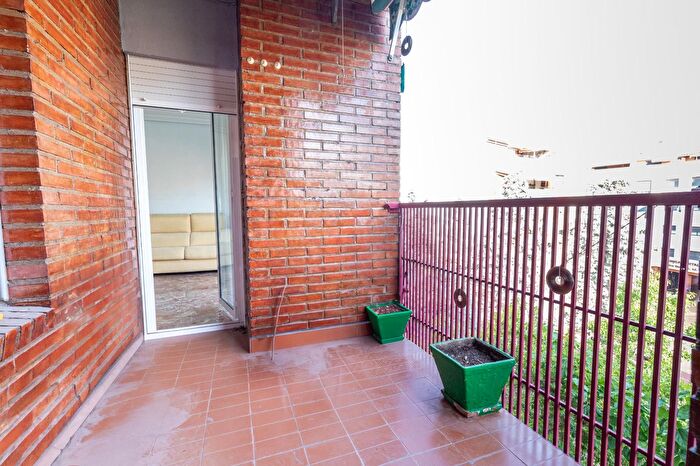 Piso en venta en Sur, Infante Juan Manuel de 4 habitaciones