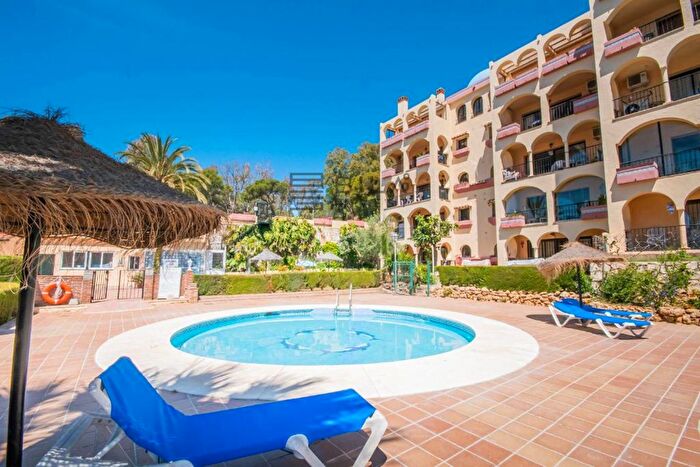 Piso en venta en Riviera del Sol, Mijas de 2 habitaciones