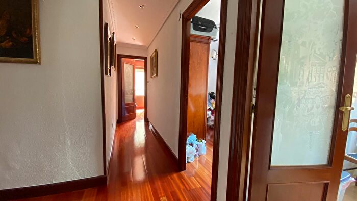Casas en venta y pisos alquiler - 2
