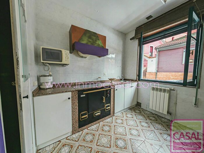 Casas en venta y pisos alquiler - 1