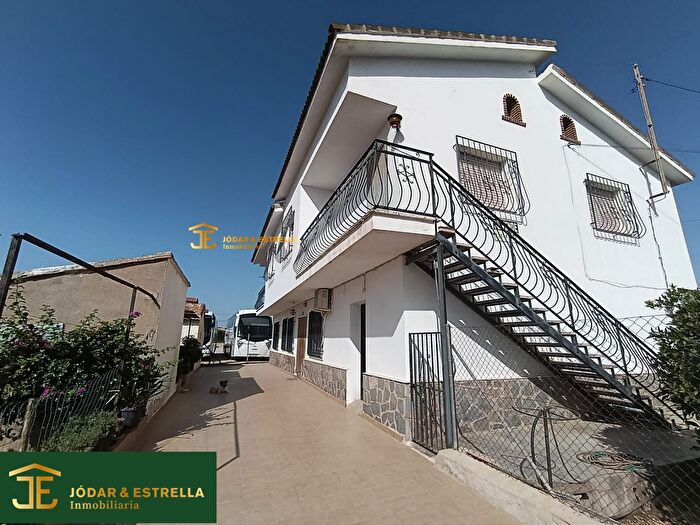 Casa en venta en Pedanías Centro, Pulgara de 6 habitaciones