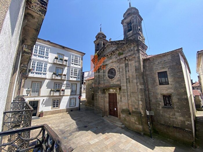 Piso en venta en Casco Histórico, Santiago de Compostela de 5 habitaciones