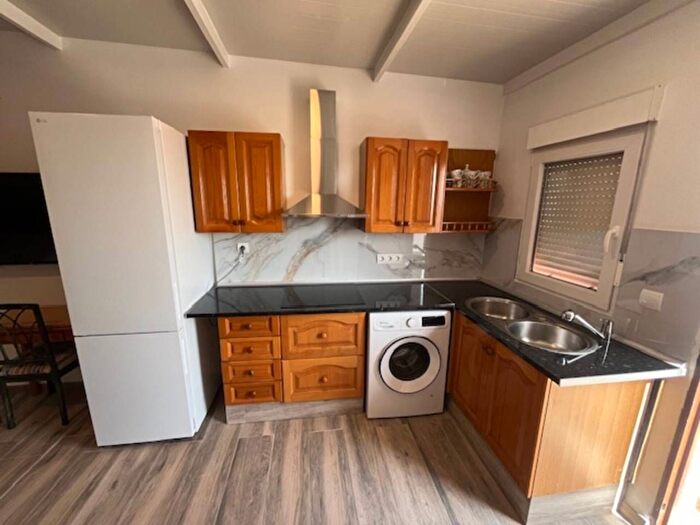 Casas en venta y pisos alquiler - 1