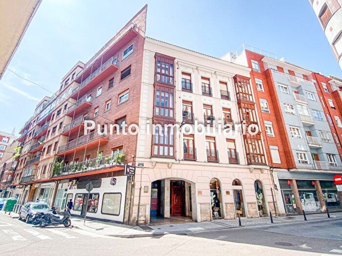 Casas en venta y pisos alquiler - 1