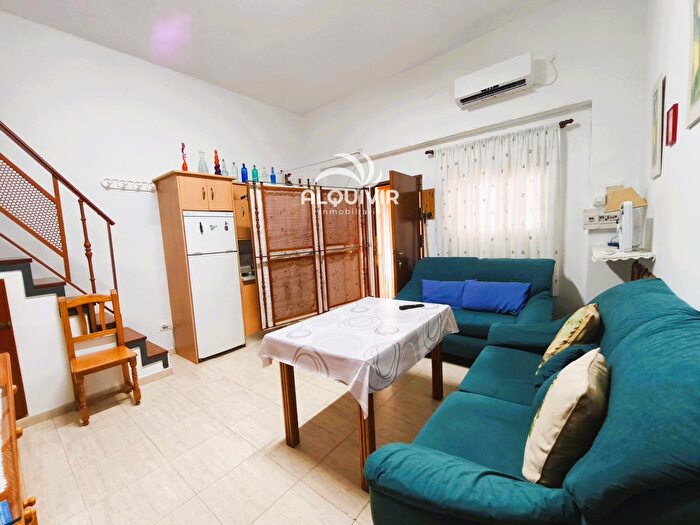 Casas en venta y pisos alquiler - 2