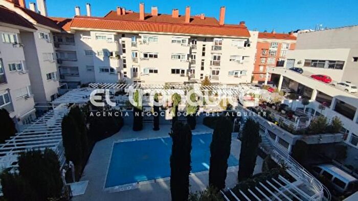 Piso en alquiler en Retiro, Adelfas de 3 habitaciones