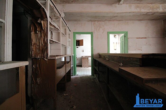 Casas en venta y pisos alquiler - 3