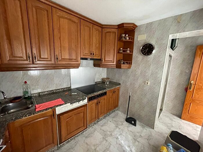 Casas en venta y pisos alquiler - 2