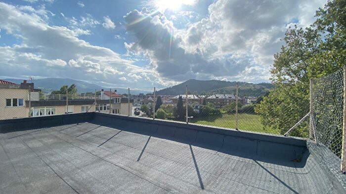 Casas en venta y pisos alquiler - 1