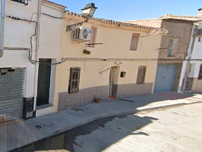 Casas en venta y pisos alquiler - 1