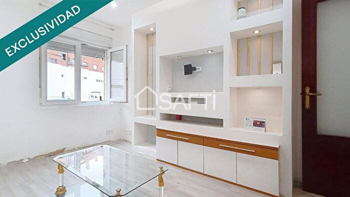 Casas en venta y pisos alquiler - 1