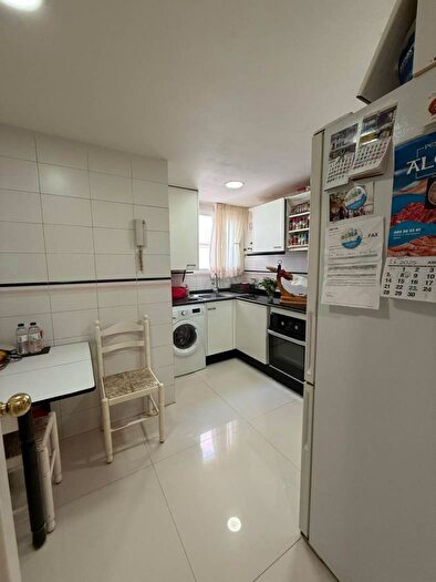 Casas en venta y pisos alquiler - 2