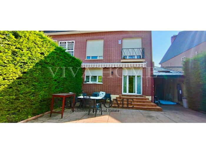 Casas en venta y pisos alquiler - 3