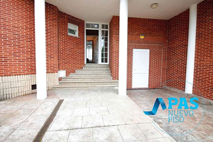 Casas en venta y pisos alquiler - 3