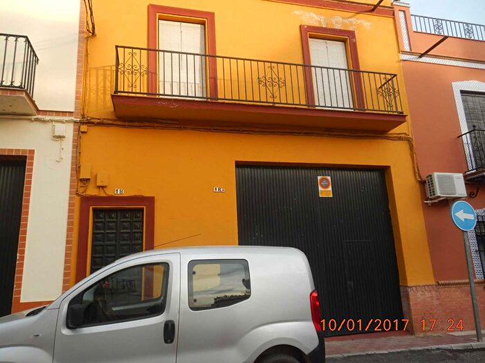 Piso en venta en Cantillana, Sevilla de 3 habitaciones