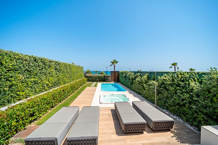 Casas en venta y pisos alquiler - 2