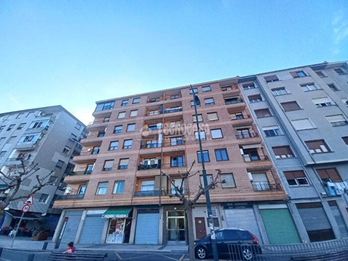 Piso en venta en Errekalde, Uretamendi de 2 habitaciones