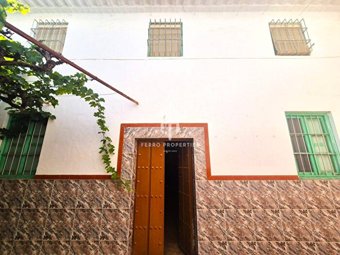 Casas en venta y pisos alquiler - 1